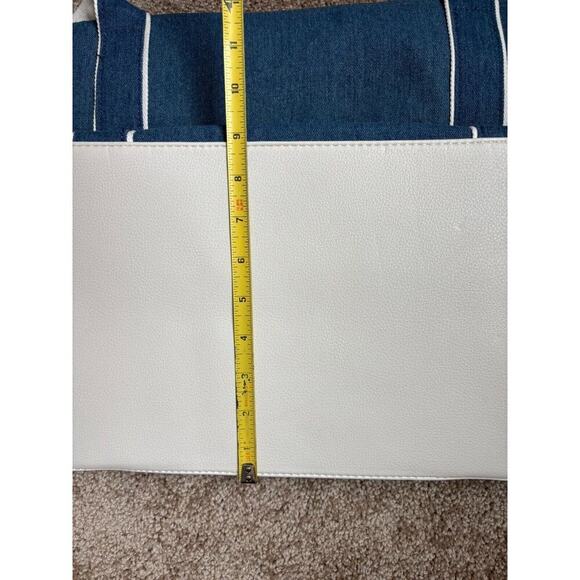 Draper James Chambray Savannah Large Duffle Bag blue white Coastal Resort Travel - Picture 15 of 16